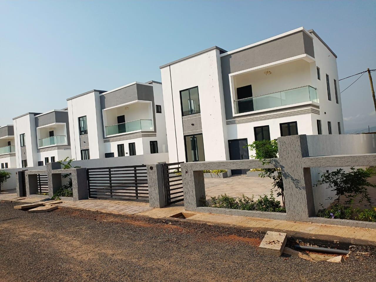The Leopard( 3 BEDROOMS)