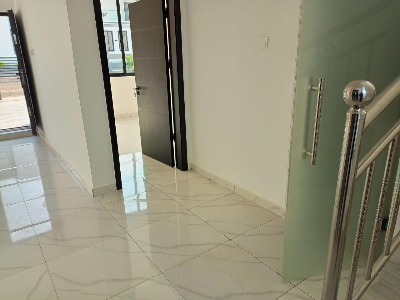 The Leopard( 3 BEDROOMS)