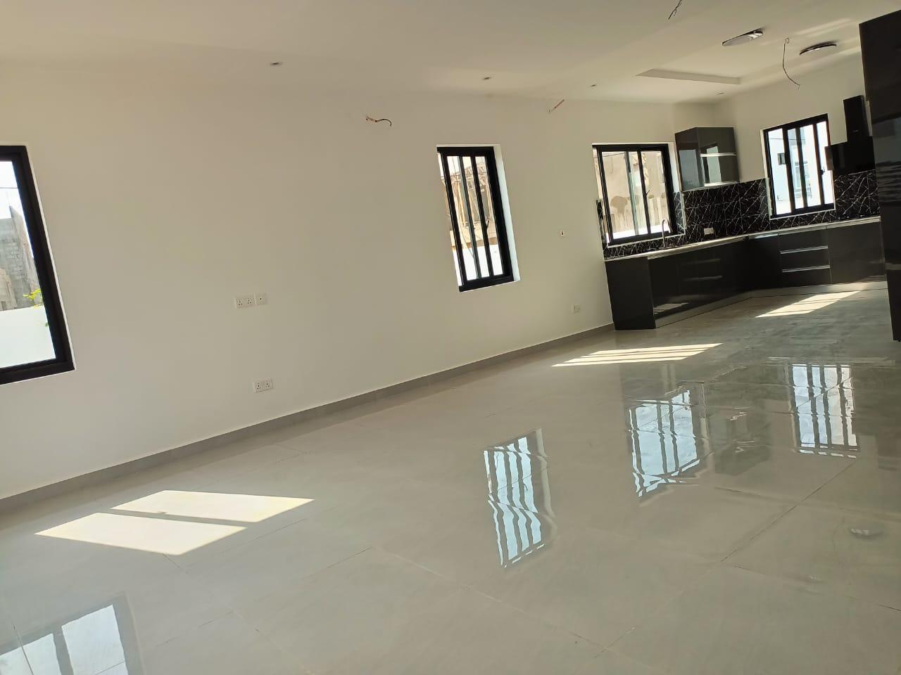 The Lion (4 BEDROOMS)