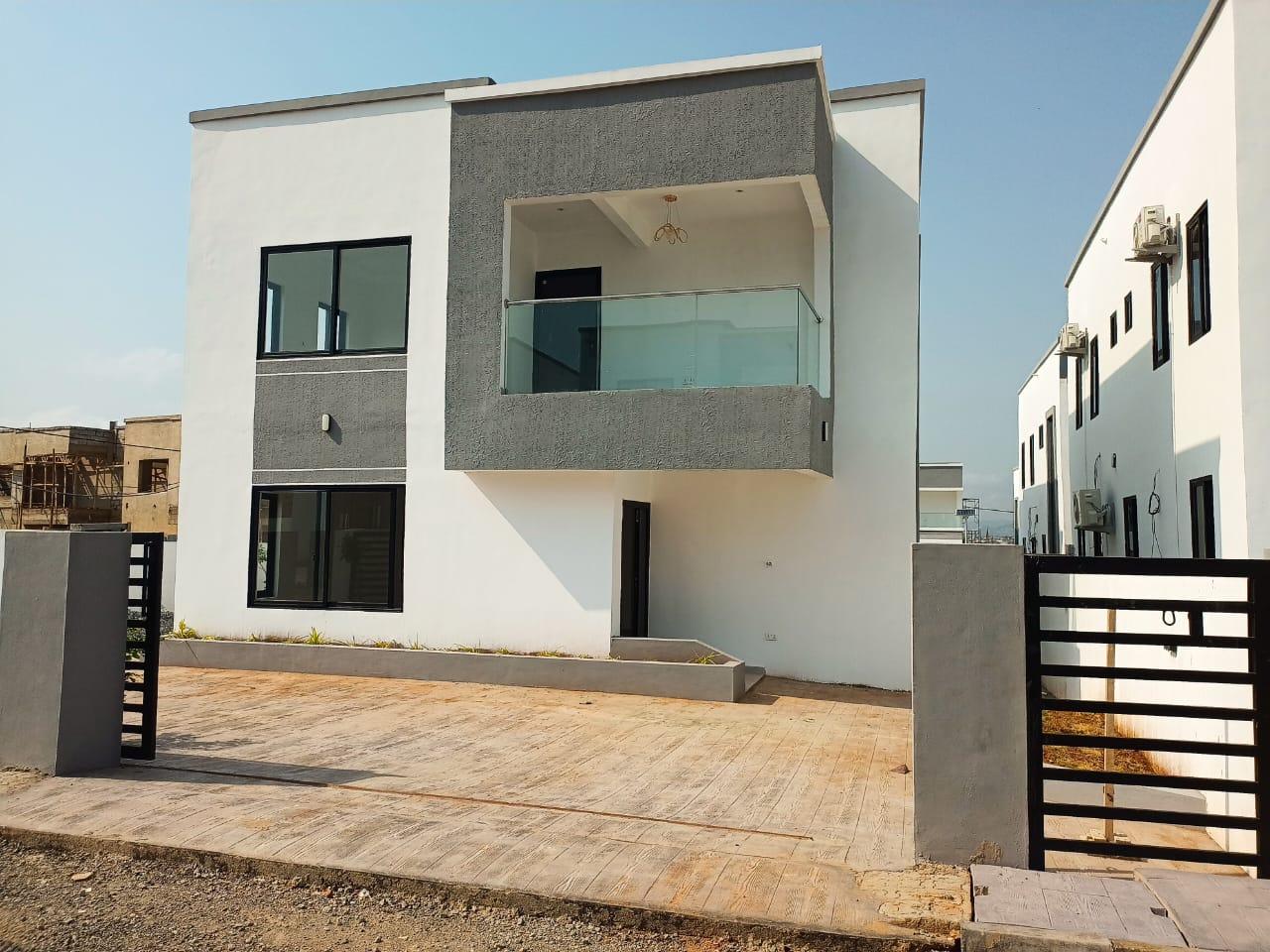 The Lion (4 BEDROOMS)