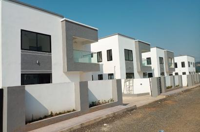 4 bedroom executive house